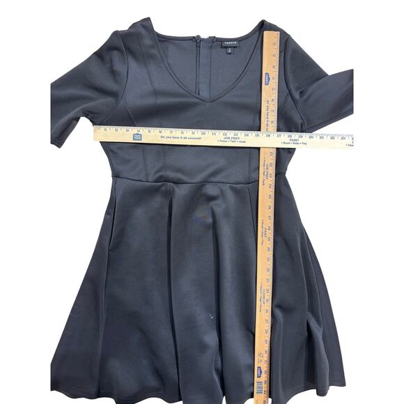 Torrid Black Fit & Flare Dress Size 0 , 10/12 V-Neck Skater Dress Little Black - Picture 2 of 5